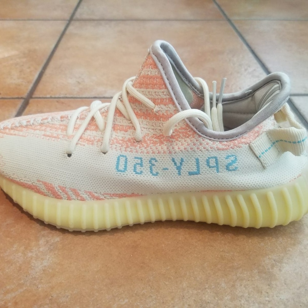 Yezzy Boost 350 shoes